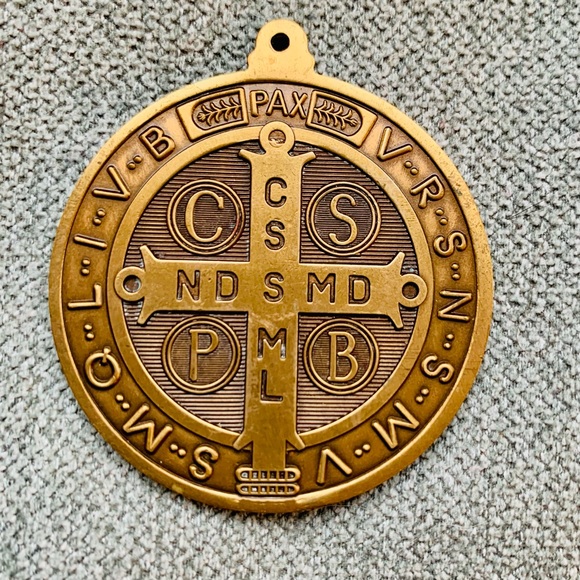 St. Benedict medallion - Picture 2 of 5